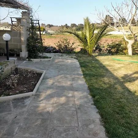 Alloggio per agriturismo Li Massari *